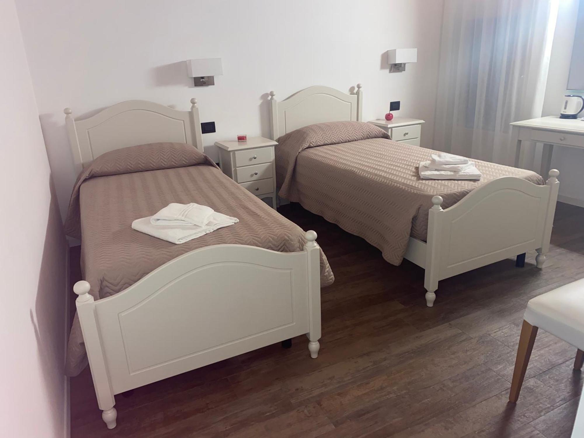 Petite Pomme Otel Romano D'Ezzelino Dış mekan fotoğraf